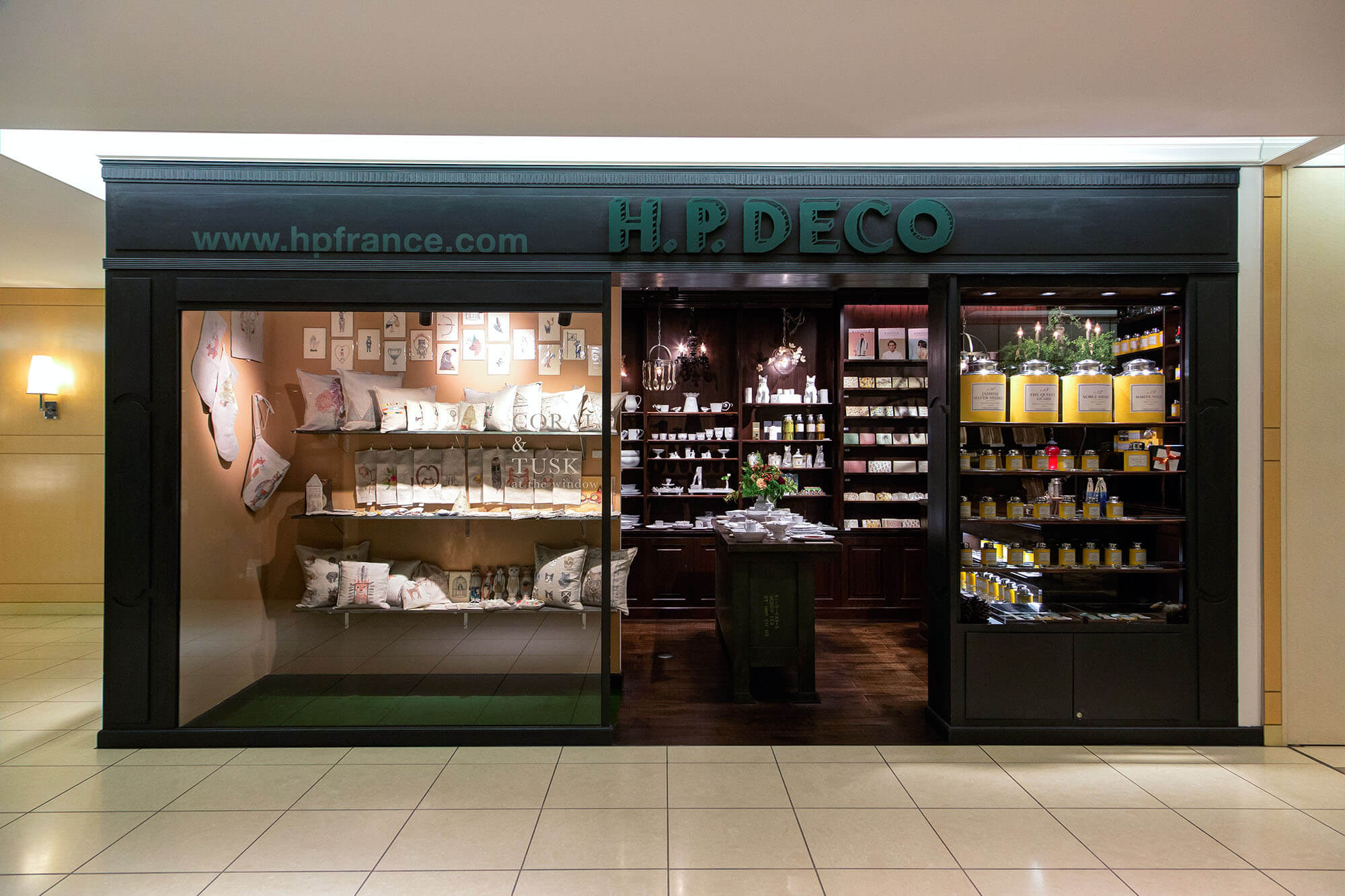 H.P.DECO 丸の内店